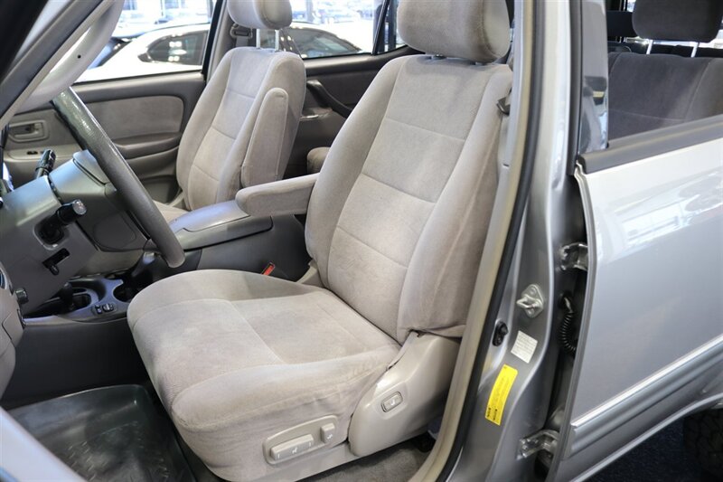 2004 Toyota Sequoia SR5  2-OREGON OWNERS SINCE NEW RUST FREE* NEW BILSTEIN TOYTEC LEVEL LIFT* NEW 33 " FALKEN A/T 4W* TRD OFF ROAD WHEELS* NEW TIMING BELT & WATER PUMP 6K MLS AGO* NEW FLUIDS & AC CHARGE* ALL BOOKS-KEYS - Photo 18 - Portland, OR 97230