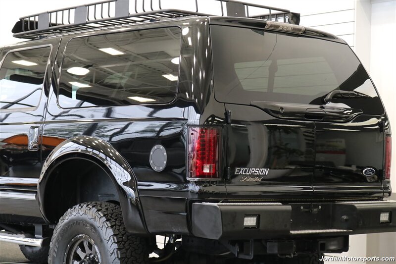 2005 Ford Excursion Limited  FULLY BULLET PROOFED* FULL SINISTER DIESEL BUILD* 6 "LIFT* 37 "BFG KO2s* 17 "WHEELS* SINISTER TURBO* ARP HEADSTUDS* KENWOOD EXCELLON HEAD UNIT* BACK UP CAM* 0-RUST* IMMACULATE CONDITION* - Photo 30 - Portland, OR 97230