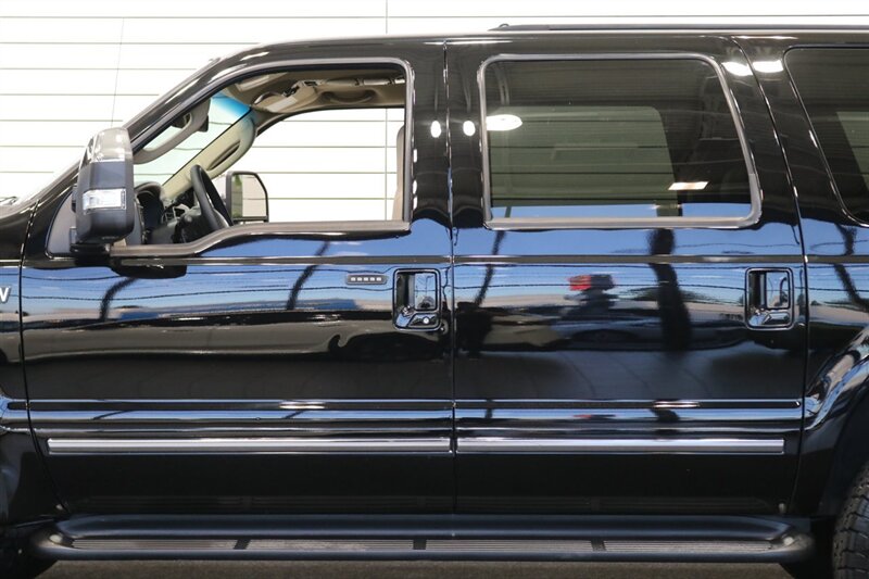 2005 Ford Excursion Limited  100% RUST FREE* ALL SERVICE RECORDS SINCE NEW* NEW 2.5 " BILSTEIN LEVEL KIT W/ NEW 35 " FALKEN A/T 4W 10-PLYS* LIKE NEW INTERIOR* FRESH SERVICE* ALL BOOKS & KEYS* ALL FLUIDS FLUSHED & CHANGED - Photo 46 - Portland, OR 97230