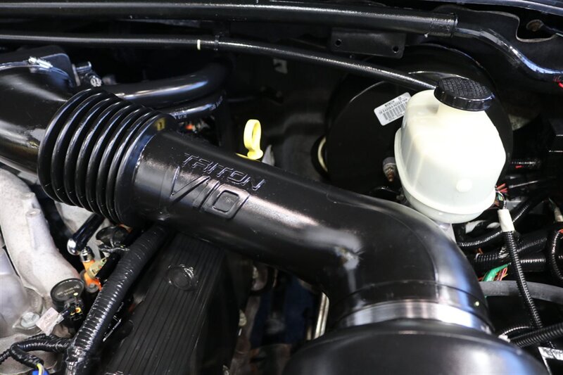 2005 Ford Excursion Limited  100% RUST FREE* ALL SERVICE RECORDS SINCE NEW* NEW 2.5 " BILSTEIN LEVEL KIT W/ NEW 35 " FALKEN A/T 4W 10-PLYS* LIKE NEW INTERIOR* FRESH SERVICE* ALL BOOKS & KEYS* ALL FLUIDS FLUSHED & CHANGED - Photo 41 - Portland, OR 97230