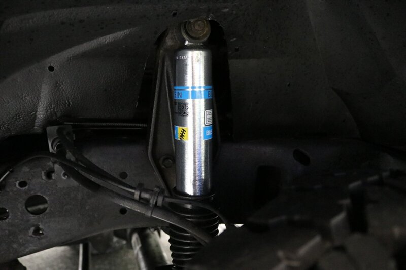 2005 Ford Excursion Limited  100% RUST FREE* ALL SERVICE RECORDS SINCE NEW* NEW 2.5 " BILSTEIN LEVEL KIT W/ NEW 35 " FALKEN A/T 4W 10-PLYS* LIKE NEW INTERIOR* FRESH SERVICE* ALL BOOKS & KEYS* ALL FLUIDS FLUSHED & CHANGED - Photo 34 - Portland, OR 97230