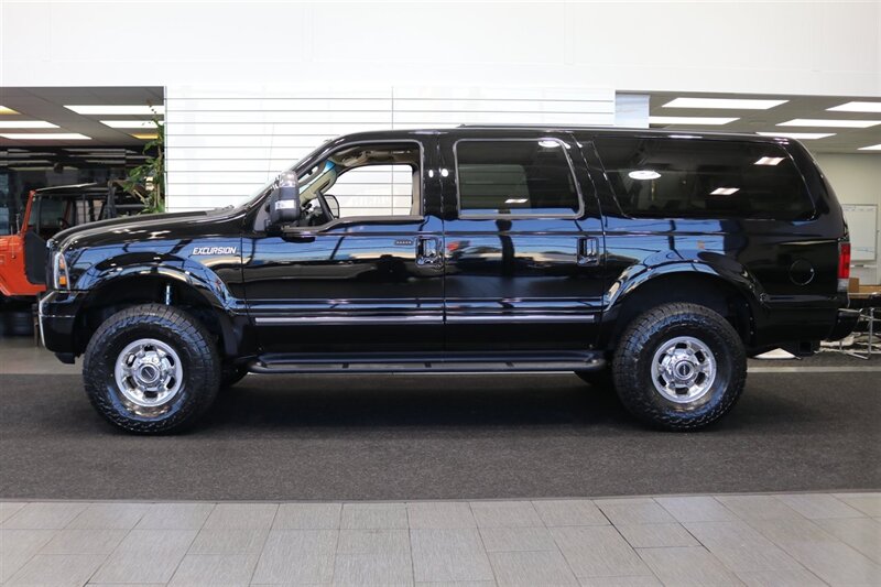 2005 Ford Excursion Limited  100% RUST FREE* ALL SERVICE RECORDS SINCE NEW* NEW 2.5 " BILSTEIN LEVEL KIT W/ NEW 35 " FALKEN A/T 4W 10-PLYS* LIKE NEW INTERIOR* FRESH SERVICE* ALL BOOKS & KEYS* ALL FLUIDS FLUSHED & CHANGED - Photo 4 - Portland, OR 97230