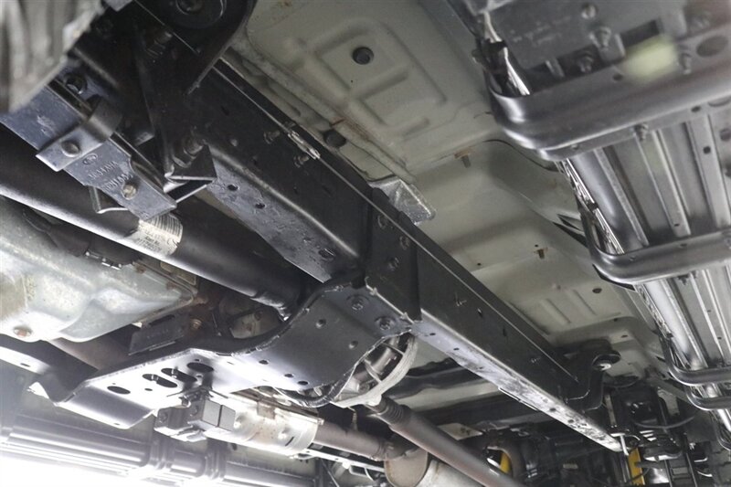 2005 Ford Excursion Limited  100% RUST FREE* ALL SERVICE RECORDS SINCE NEW* NEW 2.5 " BILSTEIN LEVEL KIT W/ NEW 35 " FALKEN A/T 4W 10-PLYS* LIKE NEW INTERIOR* FRESH SERVICE* ALL BOOKS & KEYS* ALL FLUIDS FLUSHED & CHANGED - Photo 23 - Portland, OR 97230