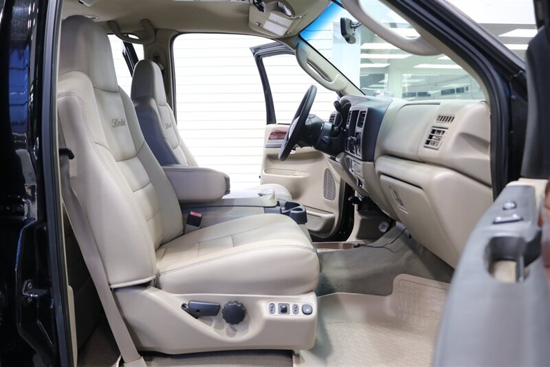 2005 Ford Excursion Limited  100% RUST FREE* ALL SERVICE RECORDS SINCE NEW* NEW 2.5 " BILSTEIN LEVEL KIT W/ NEW 35 " FALKEN A/T 4W 10-PLYS* LIKE NEW INTERIOR* FRESH SERVICE* ALL BOOKS & KEYS* ALL FLUIDS FLUSHED & CHANGED - Photo 79 - Portland, OR 97230