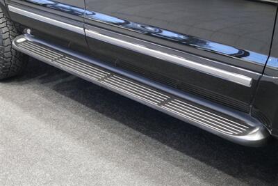 2005 Ford Excursion Limited  100% RUST FREE* ALL SERVICE RECORDS SINCE NEW* NEW 2.5 " BILSTEIN LEVEL KIT W/ NEW 35 " FALKEN A/T 4W 10-PLYS* LIKE NEW INTERIOR* FRESH SERVICE* ALL BOOKS & KEYS* ALL FLUIDS FLUSHED & CHANGED - Photo 55 - Portland, OR 97230