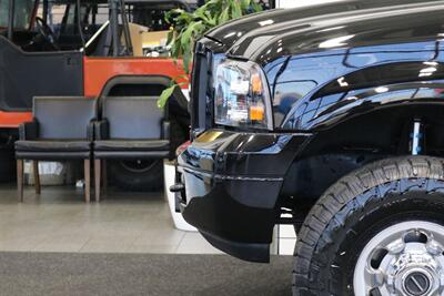 2005 Ford Excursion Limited  100% RUST FREE* ALL SERVICE RECORDS SINCE NEW* NEW 2.5 " BILSTEIN LEVEL KIT W/ NEW 35 " FALKEN A/T 4W 10-PLYS* LIKE NEW INTERIOR* FRESH SERVICE* ALL BOOKS & KEYS* ALL FLUIDS FLUSHED & CHANGED - Photo 42 - Portland, OR 97230