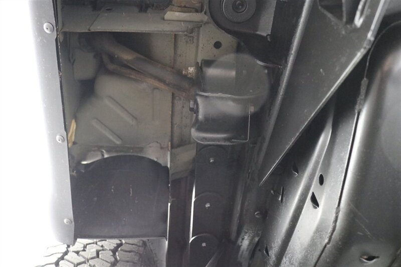 2005 Ford Excursion Limited  100% RUST FREE* ALL SERVICE RECORDS SINCE NEW* NEW 2.5 " BILSTEIN LEVEL KIT W/ NEW 35 " FALKEN A/T 4W 10-PLYS* LIKE NEW INTERIOR* FRESH SERVICE* ALL BOOKS & KEYS* ALL FLUIDS FLUSHED & CHANGED - Photo 29 - Portland, OR 97230