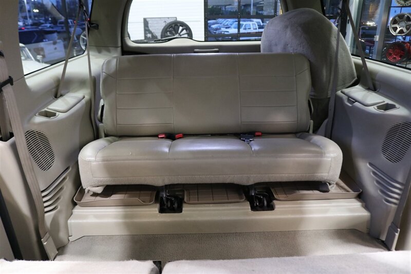 2005 Ford Excursion Limited  100% RUST FREE* ALL SERVICE RECORDS SINCE NEW* NEW 2.5 " BILSTEIN LEVEL KIT W/ NEW 35 " FALKEN A/T 4W 10-PLYS* LIKE NEW INTERIOR* FRESH SERVICE* ALL BOOKS & KEYS* ALL FLUIDS FLUSHED & CHANGED - Photo 19 - Portland, OR 97230