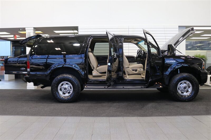 2005 Ford Excursion Limited  100% RUST FREE* ALL SERVICE RECORDS SINCE NEW* NEW 2.5 " BILSTEIN LEVEL KIT W/ NEW 35 " FALKEN A/T 4W 10-PLYS* LIKE NEW INTERIOR* FRESH SERVICE* ALL BOOKS & KEYS* ALL FLUIDS FLUSHED & CHANGED - Photo 11 - Portland, OR 97230