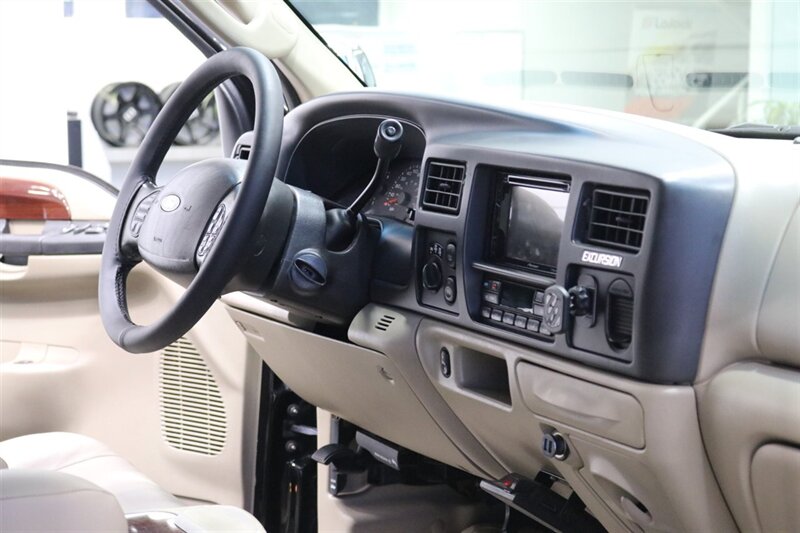 2005 Ford Excursion Limited  100% RUST FREE* ALL SERVICE RECORDS SINCE NEW* NEW 2.5 " BILSTEIN LEVEL KIT W/ NEW 35 " FALKEN A/T 4W 10-PLYS* LIKE NEW INTERIOR* FRESH SERVICE* ALL BOOKS & KEYS* ALL FLUIDS FLUSHED & CHANGED - Photo 81 - Portland, OR 97230