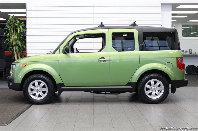 2008 Honda Element EX  1-OWNER* ONLY 33K MILES* 5-SPEED MANUAL* RUST FREE 100%* COLLECTOR QUALITY* NEW FLUIDS/WIPERS/FILTERS* ALL ORIGINAL BOOKS & MANUALS - Photo 3 - Portland, OR 97230