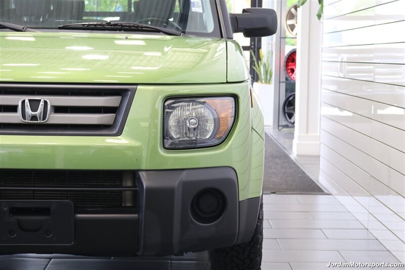 2008 Honda Element EX  1-OWNER* ONLY 33K MILES* 5-SPEED MANUAL* RUST FREE 100%* COLLECTOR QUALITY* NEW FLUIDS/WIPERS/FILTERS* ALL ORIGINAL BOOKS & MANUALS - Photo 40 - Portland, OR 97230