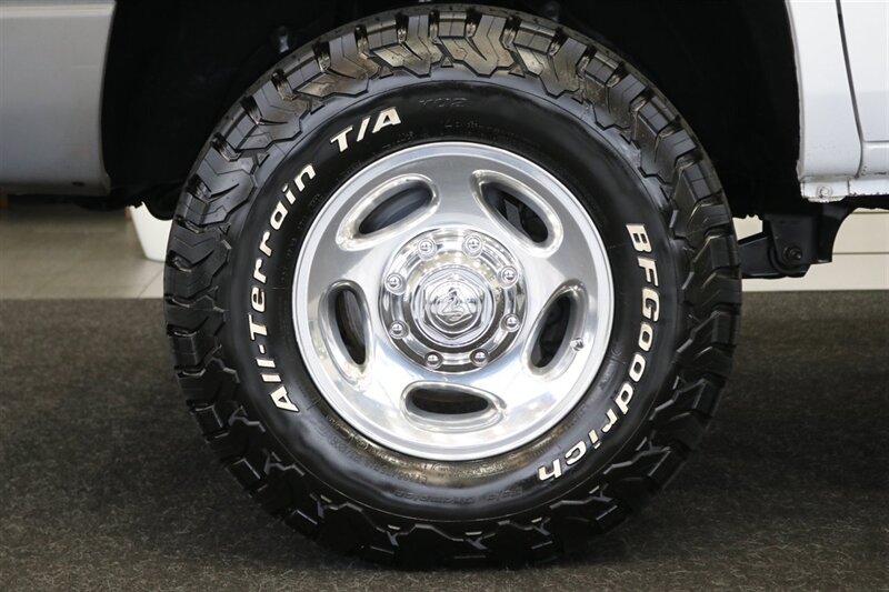 2000 Dodge Ram 2500 SLT 1-OWNER* SHORT BED* 5-SPEED MANUAL* ZERO RUST* 100% STOCK & ORIGINAL* 5.9L CUMMINS* BFG KO2s* NEVER HAD A 5TH WHEEL OR GOOSE NECK* ALL BOOKS & WINDOW STICKER* PERFECT DASH - Photo 21 - Portland, OR 97230