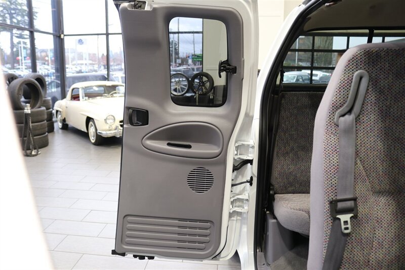 2000 Dodge Ram 2500 SLT 1-OWNER* SHORT BED* 5-SPEED MANUAL* ZERO RUST* 100% STOCK & ORIGINAL* 5.9L CUMMINS* BFG KO2s* NEVER HAD A 5TH WHEEL OR GOOSE NECK* ALL BOOKS & WINDOW STICKER* PERFECT DASH - Photo 69 - Portland, OR 97230