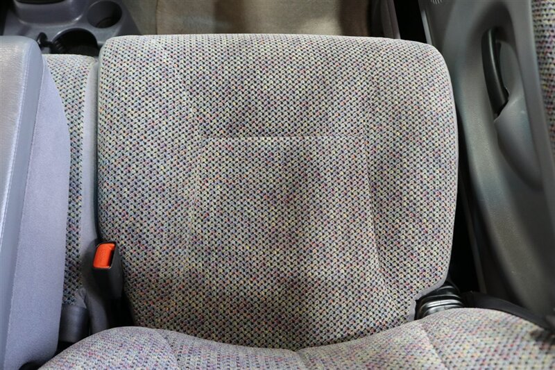 2000 Dodge Ram 2500 SLT 1-OWNER* SHORT BED* 5-SPEED MANUAL* ZERO RUST* 100% STOCK & ORIGINAL* 5.9L CUMMINS* BFG KO2s* NEVER HAD A 5TH WHEEL OR GOOSE NECK* ALL BOOKS & WINDOW STICKER* PERFECT DASH - Photo 79 - Portland, OR 97230