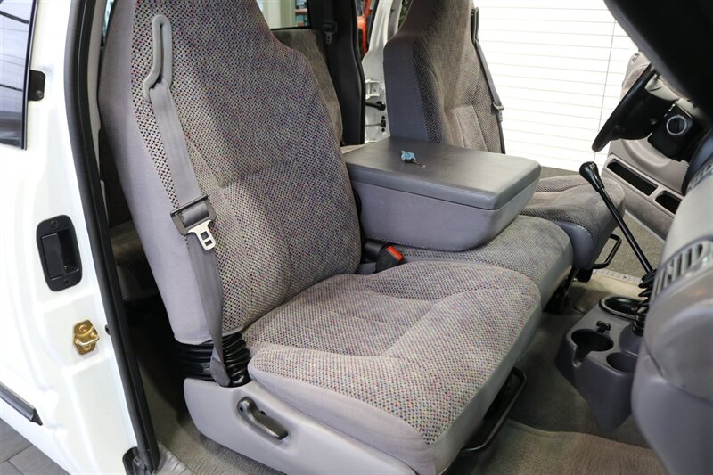 2000 Dodge Ram 2500 SLT 1-OWNER* SHORT BED* 5-SPEED MANUAL* ZERO RUST* 100% STOCK & ORIGINAL* 5.9L CUMMINS* BFG KO2s* NEVER HAD A 5TH WHEEL OR GOOSE NECK* ALL BOOKS & WINDOW STICKER* PERFECT DASH - Photo 17 - Portland, OR 97230