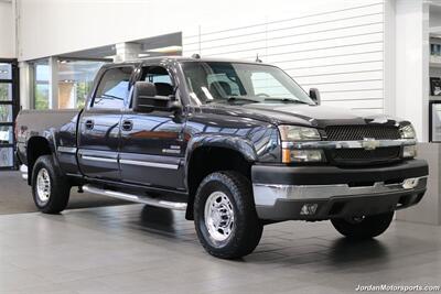 2004 Chevrolet Silverado 2500  1-FAMILY OWNED* 0-RUST* 0-ACCIDENTS* DEALER SERVICED W/ALL RECORDS* ALL NEW FLUIDS & FILTERS* SPRAY IN BED LINER* REAR DVD* HEAVY DUTY PKG - Photo 2 - Portland, OR 97230
