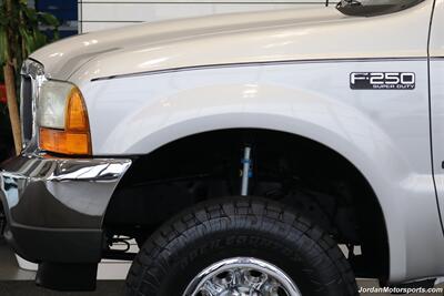 2001 Ford F-250 XLT  1-OWNER* RUST FREE* NEW 2.5 "BILSTEIN LEVEL LIFT* NEW 33 " TOYO A/T 10-PLY TIRES* MATCHING CANOPY* NEVER HAD 5TH WHEEL OR GOOSNECK* FULLY SERVICED* ALL BOOKS & WINDOW STICKER - Photo 31 - Portland, OR 97230