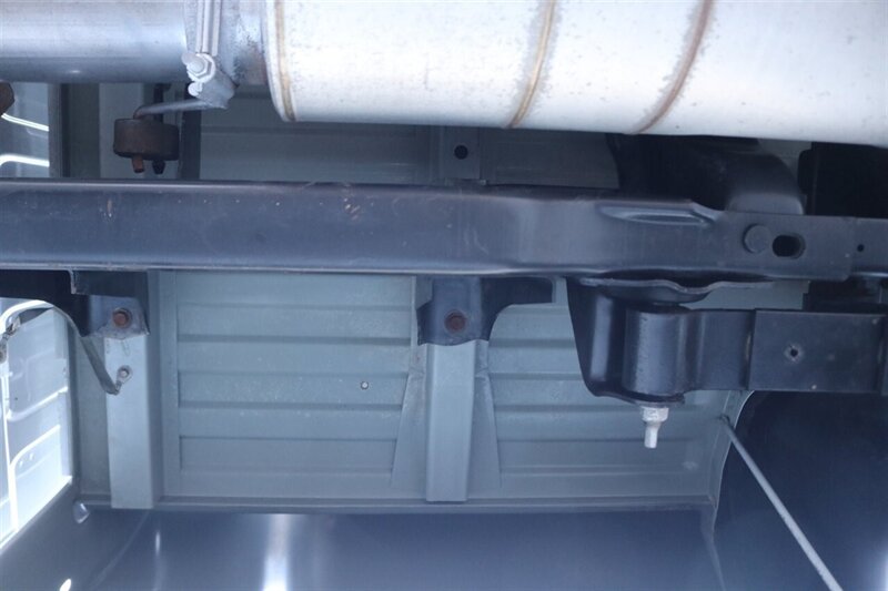 1997 Dodge Ram 2500 Laramie SLT  1-OWNER* 100% RUST & CORROSION FREE* 78K ACTUAL MILES* 5-SPEED MANUAL W/ 12-VALVE 5.9L* SLT LARAMIE* SPRAY IN BED LINER* ALL BOOKS & KEYS* 100% ORIGINAL COLLECTOR QUALITY - Photo 33 - Portland, OR 97230