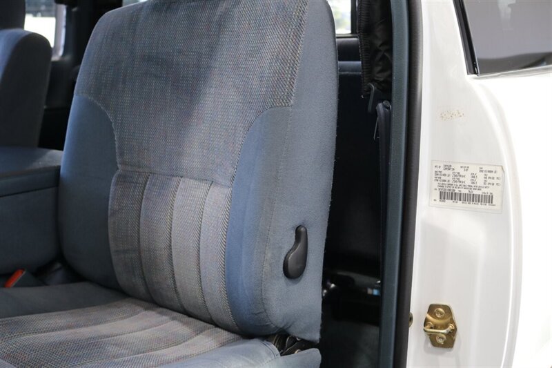 1997 Dodge Ram 2500 Laramie SLT  1-OWNER* 100% RUST & CORROSION FREE* 78K ACTUAL MILES* 5-SPEED MANUAL W/ 12-VALVE 5.9L* SLT LARAMIE* SPRAY IN BED LINER* ALL BOOKS & KEYS* 100% ORIGINAL COLLECTOR QUALITY - Photo 72 - Portland, OR 97230