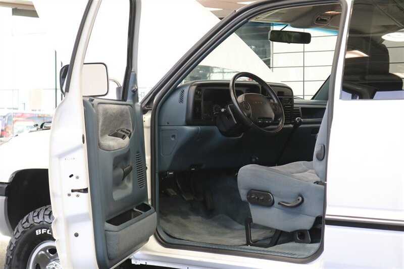 1997 Dodge Ram 2500 Laramie SLT  1-OWNER* 100% RUST & CORROSION FREE* 78K ACTUAL MILES* 5-SPEED MANUAL W/ 12-VALVE 5.9L* SLT LARAMIE* SPRAY IN BED LINER* ALL BOOKS & KEYS* 100% ORIGINAL COLLECTOR QUALITY - Photo 54 - Portland, OR 97230