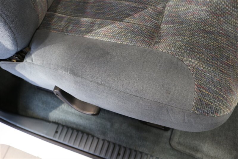 1997 Dodge Ram 2500 Laramie SLT  1-OWNER* 100% RUST & CORROSION FREE* 78K ACTUAL MILES* 5-SPEED MANUAL W/ 12-VALVE 5.9L* SLT LARAMIE* SPRAY IN BED LINER* ALL BOOKS & KEYS* 100% ORIGINAL COLLECTOR QUALITY - Photo 71 - Portland, OR 97230