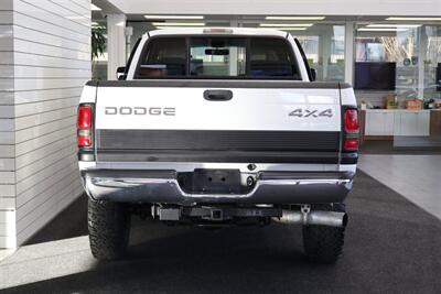 1997 Dodge Ram 2500 Laramie SLT  1-OWNER* 100% RUST & CORROSION FREE* 78K ACTUAL MILES* 5-SPEED MANUAL W/ 12-VALVE 5.9L* SLT LARAMIE* SPRAY IN BED LINER* ALL BOOKS & KEYS* 100% ORIGINAL COLLECTOR QUALITY - Photo 9 - Portland, OR 97230