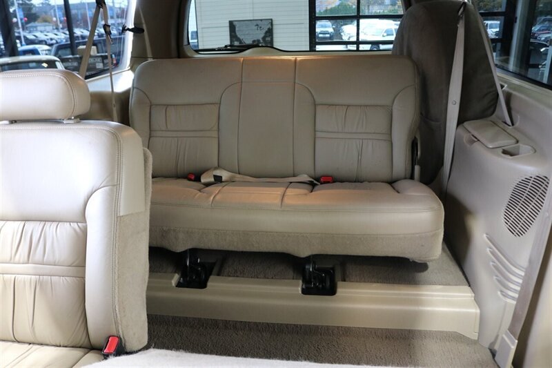 2001 Ford Excursion Limited  2-OWNER* 100% RUST FREE* FULLY LOADED LIMITED 7.3L* 4X4* FRESH FULL SERVICE W/ NEW BRAKES-ROTORS-CALIPERS* COOLANT FLUSH* AC CHARGE* NEW TIRES* ALL BOOKS & KEYS* 100% RUST & CORROSION FREE - Photo 19 - Portland, OR 97230