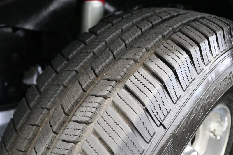 2001 Ford Excursion Limited  2-OWNER* 100% RUST FREE* FULLY LOADED LIMITED 7.3L* 4X4* FRESH FULL SERVICE W/ NEW BRAKES-ROTORS-CALIPERS* COOLANT FLUSH* AC CHARGE* NEW TIRES* ALL BOOKS & KEYS* 100% RUST & CORROSION FREE - Photo 56 - Portland, OR 97230