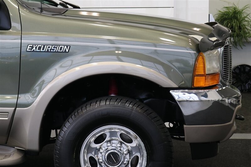 2001 Ford Excursion Limited  2-OWNER* 100% RUST FREE* FULLY LOADED LIMITED 7.3L* 4X4* FRESH FULL SERVICE W/ NEW BRAKES-ROTORS-CALIPERS* COOLANT FLUSH* AC CHARGE* NEW TIRES* ALL BOOKS & KEYS* 100% RUST & CORROSION FREE - Photo 47 - Portland, OR 97230