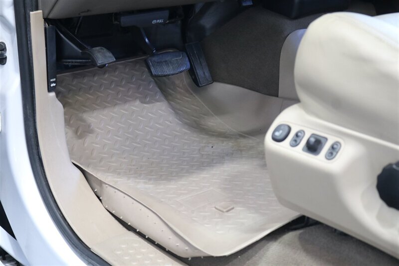 2003 Ford F-350 Lariat  NEW FACTORY FORD TRANSMISSION 1K MLS AGO* 100% RUST FREE* ALL SERVICE RECORDS SINCE NEW* SHORT BED* NEVER HAD 5TH WHEEL OR GOOSENECK* NEW BILSTEIN 5100 SERIES SHOCKS - Photo 82 - Portland, OR 97230