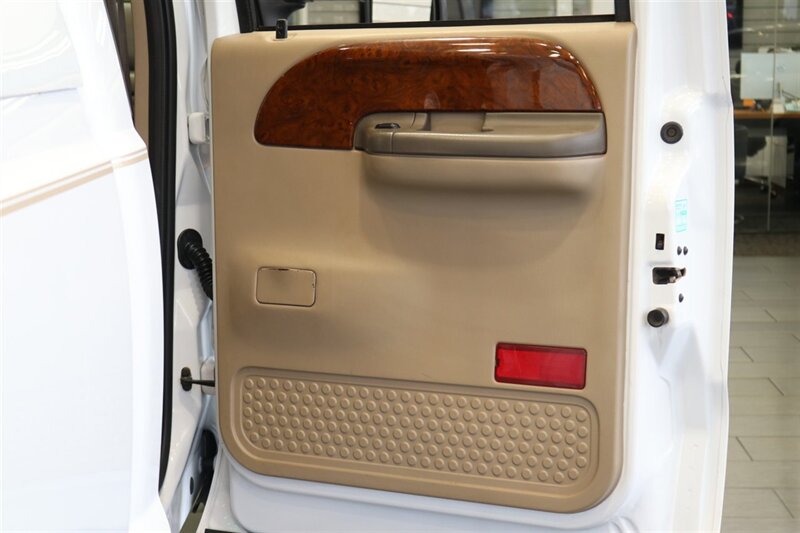 2003 Ford F-350 Lariat  NEW FACTORY FORD TRANSMISSION 1K MLS AGO* 100% RUST FREE* ALL SERVICE RECORDS SINCE NEW* SHORT BED* NEVER HAD 5TH WHEEL OR GOOSENECK* NEW BILSTEIN 5100 SERIES SHOCKS - Photo 69 - Portland, OR 97230