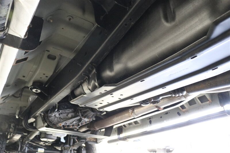 2003 Ford F-350 Lariat  NEW FACTORY FORD TRANSMISSION 1K MLS AGO* 100% RUST FREE* ALL SERVICE RECORDS SINCE NEW* SHORT BED* NEVER HAD 5TH WHEEL OR GOOSENECK* NEW BILSTEIN 5100 SERIES SHOCKS - Photo 26 - Portland, OR 97230