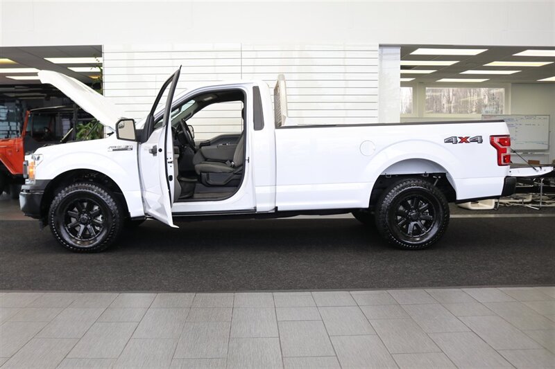 2020 Ford F-150 XL  1-OWNER* 59K MLS ONLY* POWER EQUIPMENT GROUP* CAMERA* TOW PKG* LINEX BED LINER* PRO TECH BOX AND HEADACHE RACK* 36 GALLONG TANK* NEW 10-PLY TIRES* 60K SERVICE DONE* 100% RUST FREE* 4X4 - Photo 10 - Portland, OR 97230