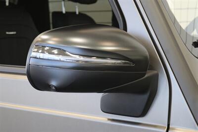 2025 Mercedes-Benz AMG G 63  1-OWNER* FULL PPF ON FRONT NOSE* MONZA GREY MAGNO-CARBON FIBER INTERIOR TRIM-22 " AMG WHEELS-EXCLUSIVE INTERIOR PLUS-AMG NIGHT PACKAGE MAGNOAMG PERFORMANCE STEERING WHEEL-BLACK MAGNO ROOF* - Photo 38 - Portland, OR 97230