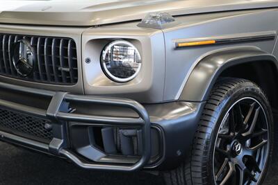 2025 Mercedes-Benz AMG G 63  1-OWNER* FULL PPF ON FRONT NOSE* MONZA GREY MAGNO-CARBON FIBER INTERIOR TRIM-22 " AMG WHEELS-EXCLUSIVE INTERIOR PLUS-AMG NIGHT PACKAGE MAGNOAMG PERFORMANCE STEERING WHEEL-BLACK MAGNO ROOF* - Photo 10 - Portland, OR 97230