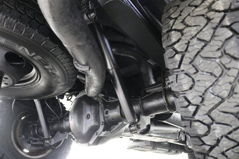 2000 Ford F-350 XLT - Photo 30 - Portland, OR 97230