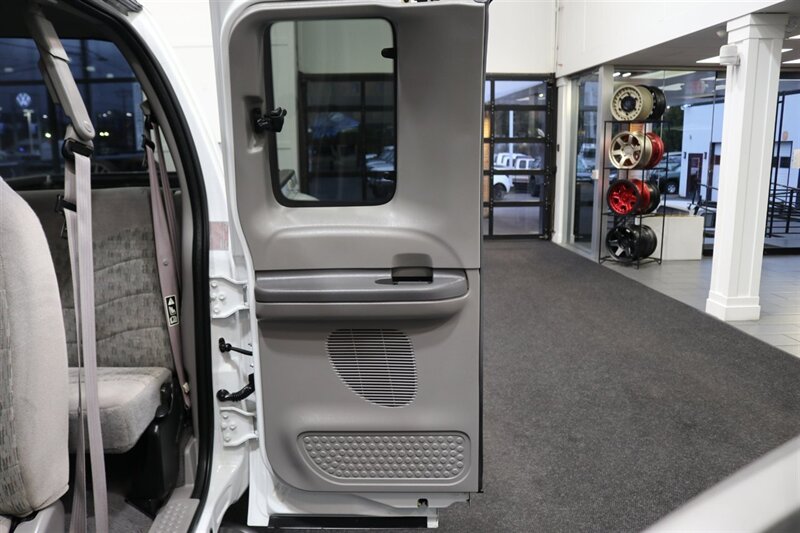 2000 Ford F-350 XLT - Photo 64 - Portland, OR 97230