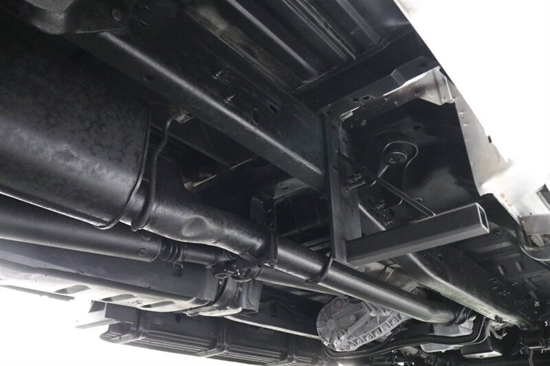 2000 Ford F-350 XLT - Photo 31 - Portland, OR 97230