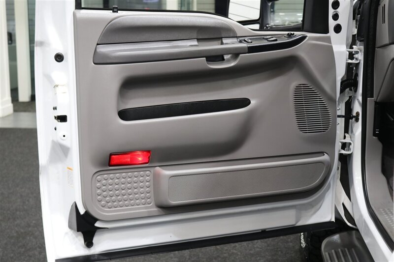 2000 Ford F-350 XLT - Photo 62 - Portland, OR 97230