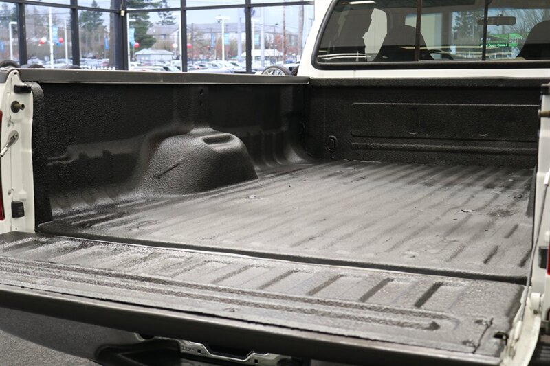 2000 Ford F-350 XLT - Photo 39 - Portland, OR 97230