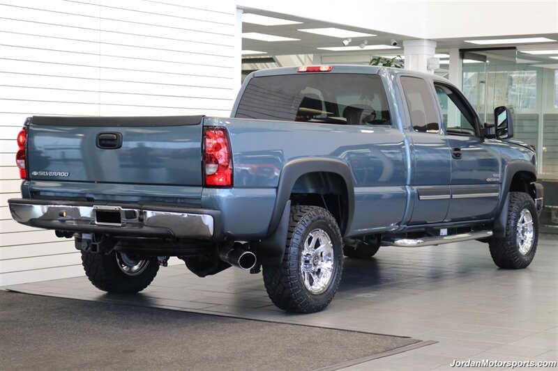 2006 Chevrolet Silverado 2500 LT3  1-OWNER* LBZ* LONG BED* LINEX BED LINER* ALL STOCK* NEVER HAD 5TH WHEEL OR GOOS NECK* 0-ACCIDENTS* 0-RUST* ALLISON 6-SPEED* ALL BOOKS AND MANUALS - Photo 6 - Portland, OR 97230