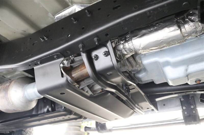 2003 Ford F-250 XLT  JUST HAD 10K FULL ENGINE BULLETPROOFING WITH ARP HEAD STUDS AND GASKETS-OIL & EGR COOLER - S&B INTAKE* 4 "EXHAUST- FULL TOP END UPGRADE* NEW 33 " BFG KO3 10-PLYS* REMOTE START* 0-RUST - Photo 11 - Portland, OR 97230