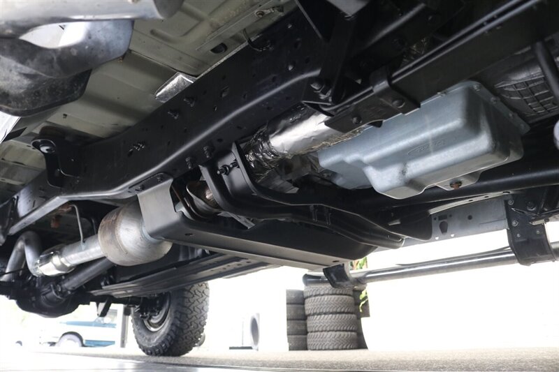 2003 Ford F-250 XLT  JUST HAD 10K FULL ENGINE BULLETPROOFING WITH ARP HEAD STUDS AND GASKETS-OIL & EGR COOLER - S&B INTAKE* 4 "EXHAUST- FULL TOP END UPGRADE* NEW 33 " BFG KO3 10-PLYS* REMOTE START* 0-RUST - Photo 12 - Portland, OR 97230