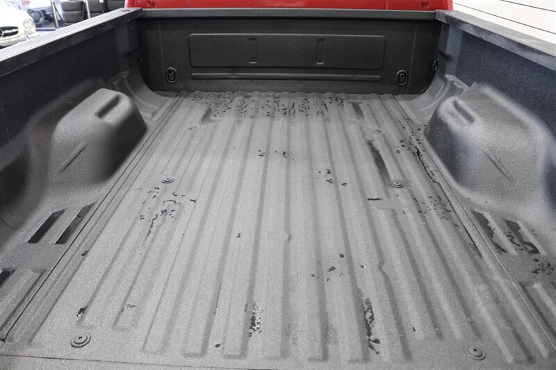 2002 Ford F-350 Lariat  SHORT BED* LINEX BED LINER* 6 "BILSTEIN LIFT* NEW 37 " A/T 10-PLYS W/17 " WELD WHEELS* ALL NEW FLUIDS* 2007 GRILL-LIGHTS-BUMPERS* LARIAT 6-PASSENGER* ALL BOOKS & MANUALS* - Photo 42 - Portland, OR 97230