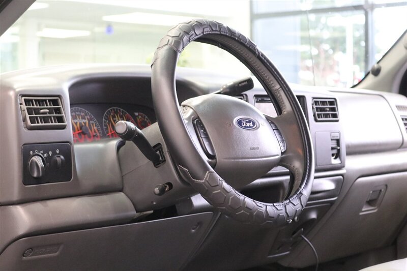 2002 Ford F-350 Lariat  SHORT BED* LINEX BED LINER* 6 "BILSTEIN LIFT* NEW 37 " A/T 10-PLYS W/17 " WELD WHEELS* ALL NEW FLUIDS* 2007 GRILL-LIGHTS-BUMPERS* LARIAT 6-PASSENGER* ALL BOOKS & MANUALS* - Photo 78 - Portland, OR 97230