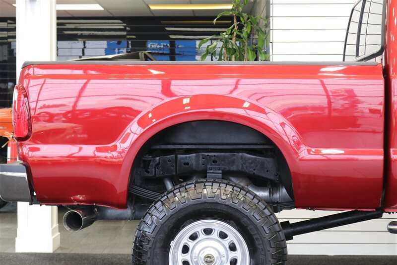 2002 Ford F-350 Lariat  SHORT BED* LINEX BED LINER* 6 "BILSTEIN LIFT* NEW 37 " A/T 10-PLYS W/17 " WELD WHEELS* ALL NEW FLUIDS* 2007 GRILL-LIGHTS-BUMPERS* LARIAT 6-PASSENGER* ALL BOOKS & MANUALS* - Photo 51 - Portland, OR 97230