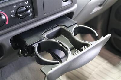 2002 Ford F-350 Lariat  SHORT BED* LINEX BED LINER* 6 "BILSTEIN LIFT* NEW 37 " A/T 10-PLYS W/17 " WELD WHEELS* ALL NEW FLUIDS* 2007 GRILL-LIGHTS-BUMPERS* LARIAT 6-PASSENGER* ALL BOOKS & MANUALS* - Photo 90 - Portland, OR 97230