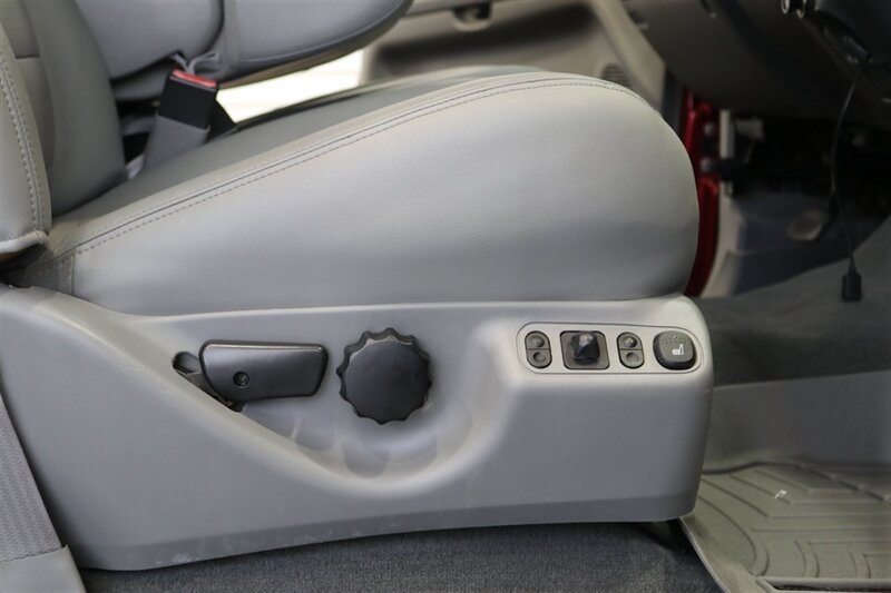 2002 Ford F-350 Lariat  SHORT BED* LINEX BED LINER* 6 "BILSTEIN LIFT* NEW 37 " A/T 10-PLYS W/17 " WELD WHEELS* ALL NEW FLUIDS* 2007 GRILL-LIGHTS-BUMPERS* LARIAT 6-PASSENGER* ALL BOOKS & MANUALS* - Photo 67 - Portland, OR 97230