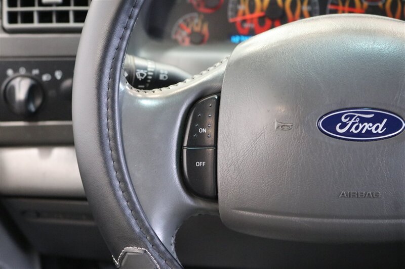 2002 Ford F-350 Lariat  SHORT BED* LINEX BED LINER* 6 "BILSTEIN LIFT* NEW 37 " A/T 10-PLYS W/17 " WELD WHEELS* ALL NEW FLUIDS* 2007 GRILL-LIGHTS-BUMPERS* LARIAT 6-PASSENGER* ALL BOOKS & MANUALS* - Photo 87 - Portland, OR 97230